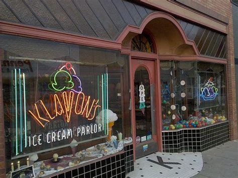 klavons ice cream parlor strip district