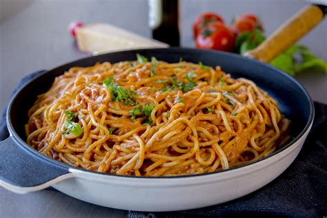 krämig tomatsås till pasta