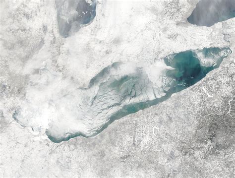 lake erie ice coverage