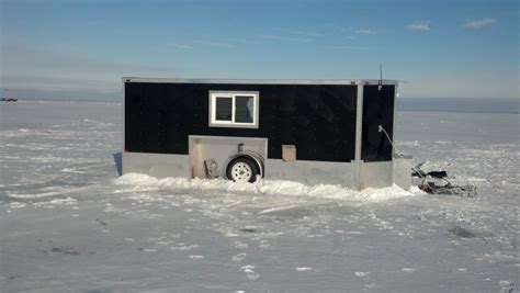 lake of the woods ice castle rental