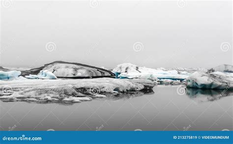 large chunks of floating ice nyt