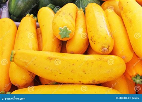 liten gul grönsak
