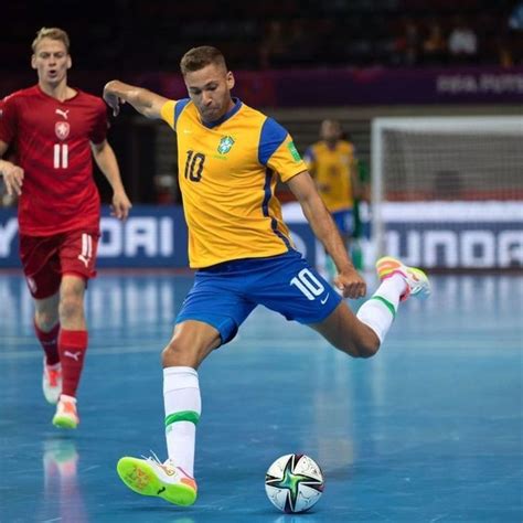 melhor jogador de futsal do mundo