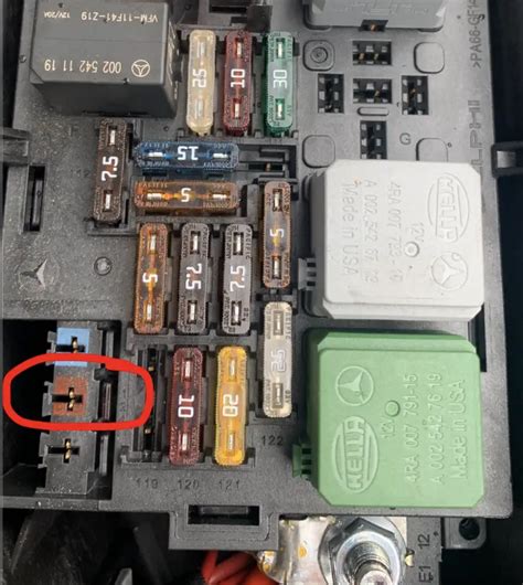 mercedes benz ml350 fuse box 