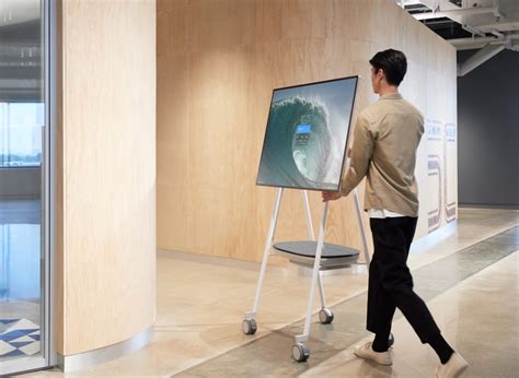 microsoft office surface hub, Microsoft surface hub. Hub walyou