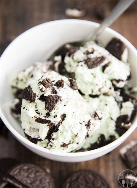 mint cookies and cream ice cream