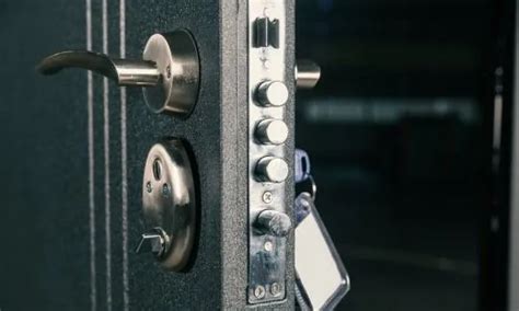 most secure door locks, Rekey locks