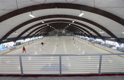 murray ice skating center