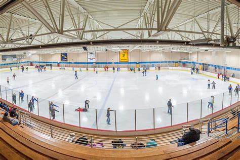 naga waukee ice rink