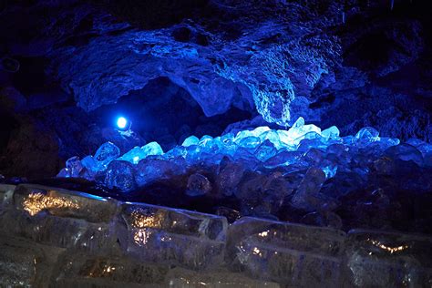 narusawa ice cave