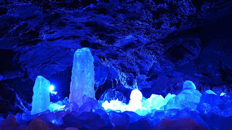 narusawa ice cave japan