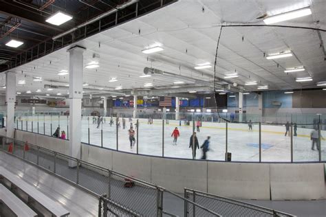 palisades ice skating