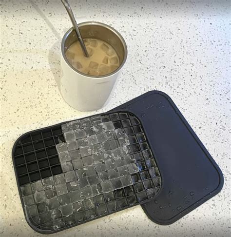 pebble ice tray