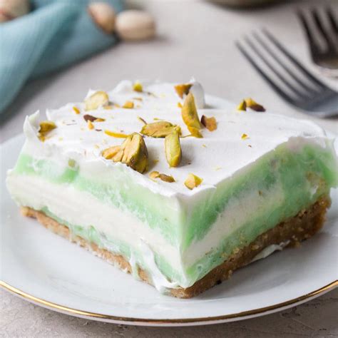 pistachio ice box cake
