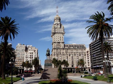 pontos turísticos montevideo