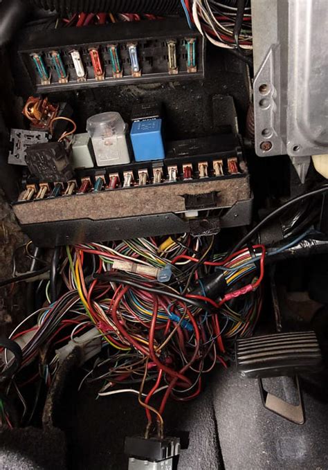 porsche 944 turbo fuse box 