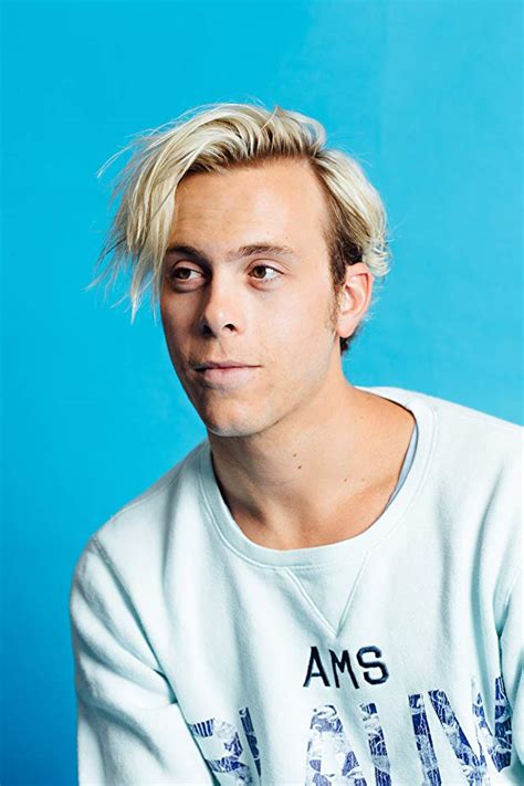r5 riker lynch, Riker lynch. Lynch riker wiki r5