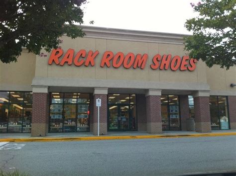 rack room shoes snellville