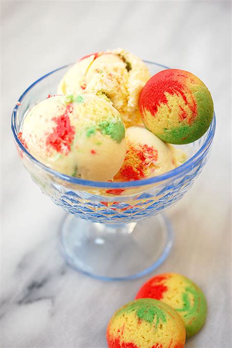 rainbow cookie ice cream