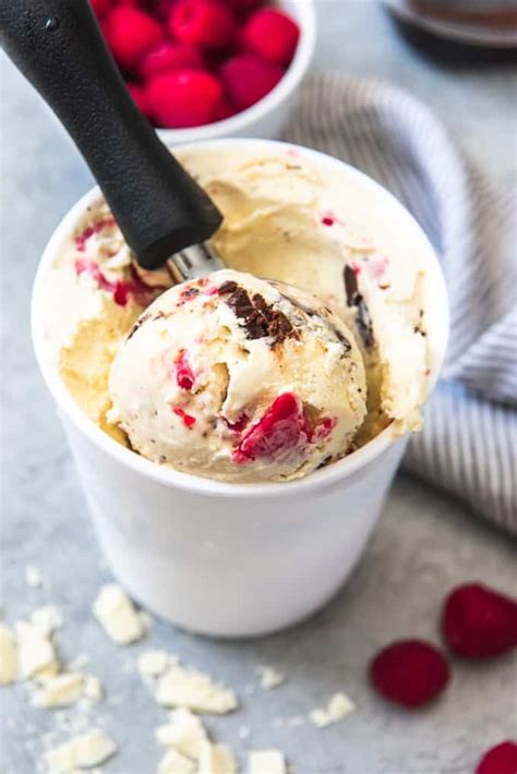raspberry chocolate ice cream