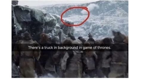 red circle meme focus, Did you know while you focus on the red circle, someone is watching you