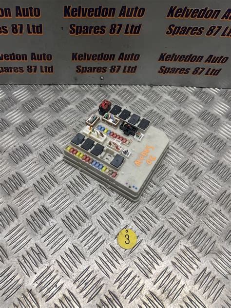 renault modus under bonnet fuse box 