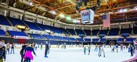 river center ice skating