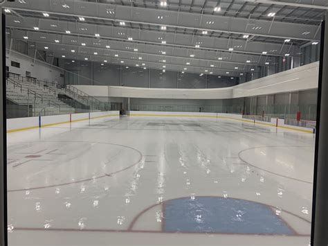 robert crown center evanston ice skating