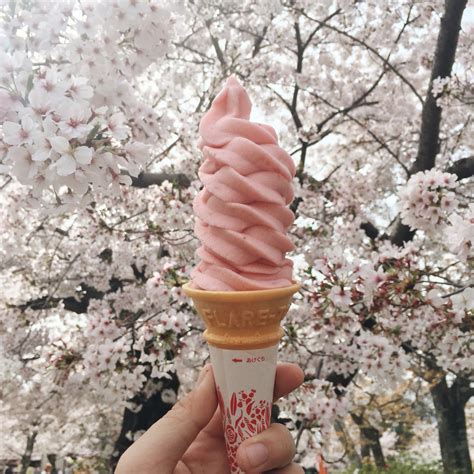 sakura ice cream