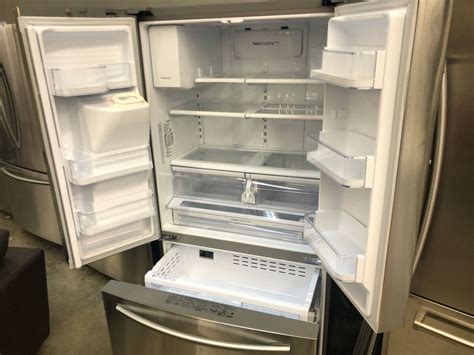 samsung ice world freezer and refrigerator