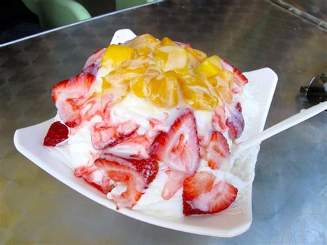 shaved ice with condensed milk