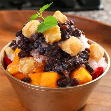 shaved ice with red beans