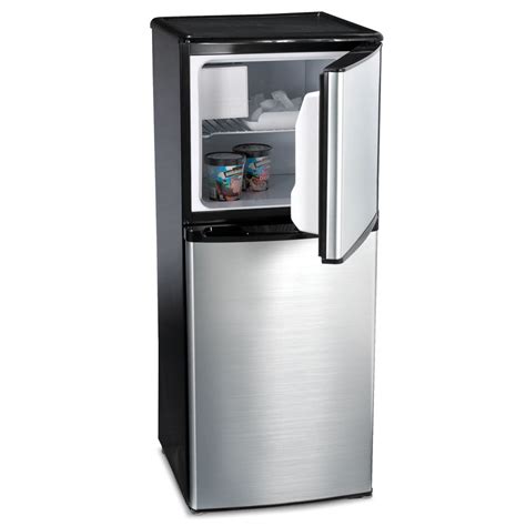 small space refrigerator with ice maker