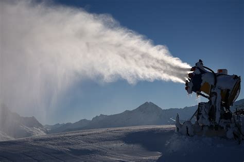 snow cannon