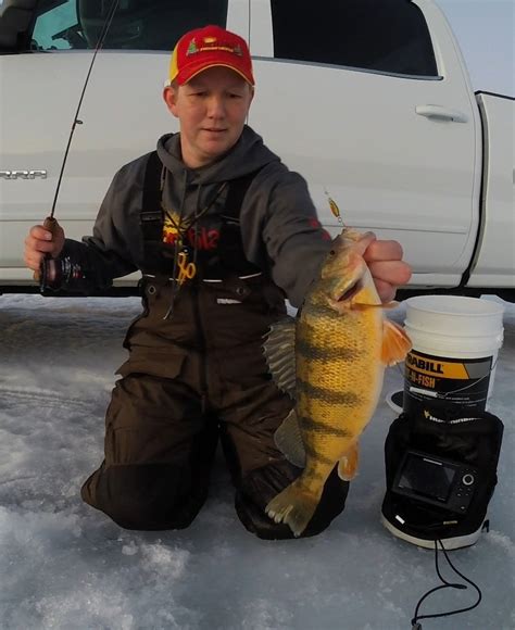 south dakota ice fishing reports
