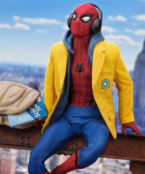 spider man yellow jacket