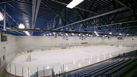 st thomas ice arena