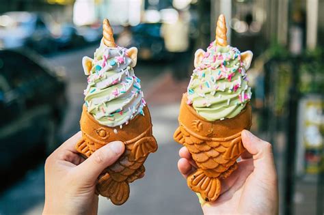 taiyaki with ice cream