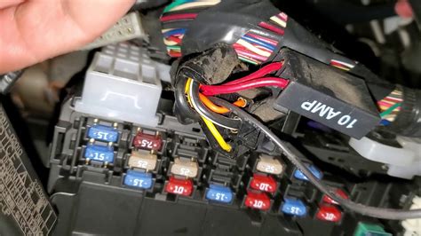 toyota corolla fuse box 2005 