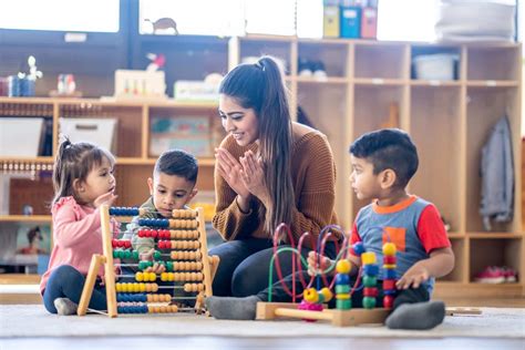tree of colors daycare, Lego duplo, tree skirts, christmas tree skirt, holiday decor, learning