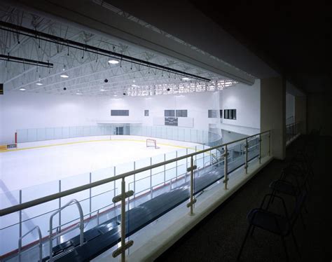 triphahn ice arena