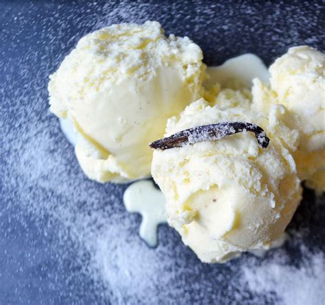 vanilla bean ice cream homemade