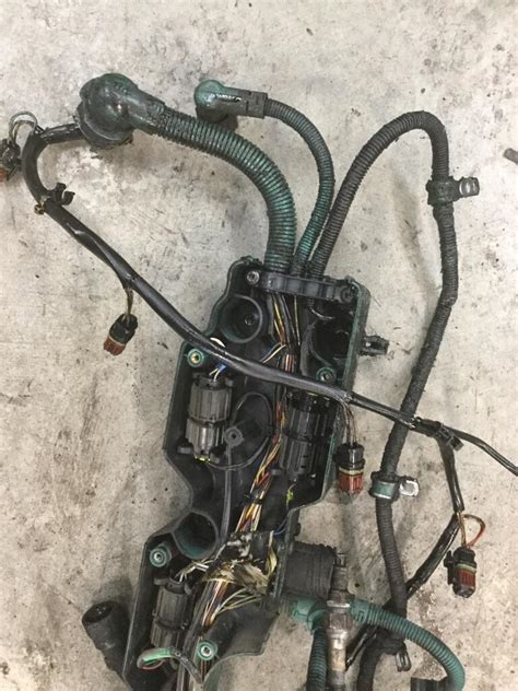 volvo engine wiring harness 