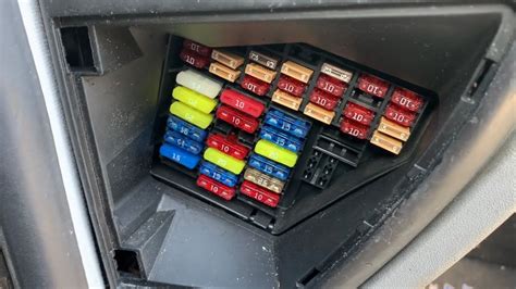 vw new beetle fuse box 